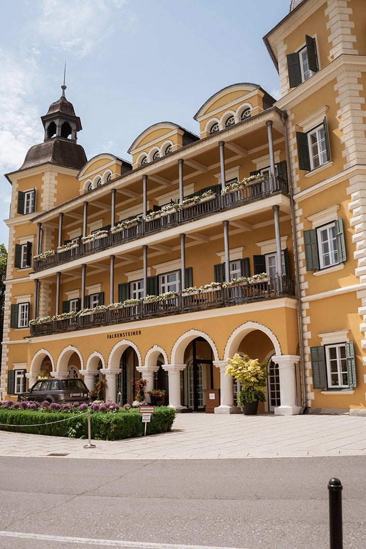 Isabella-Floristik-Hochzeit-Schloss-Velden-Kuenzli-Photography-13