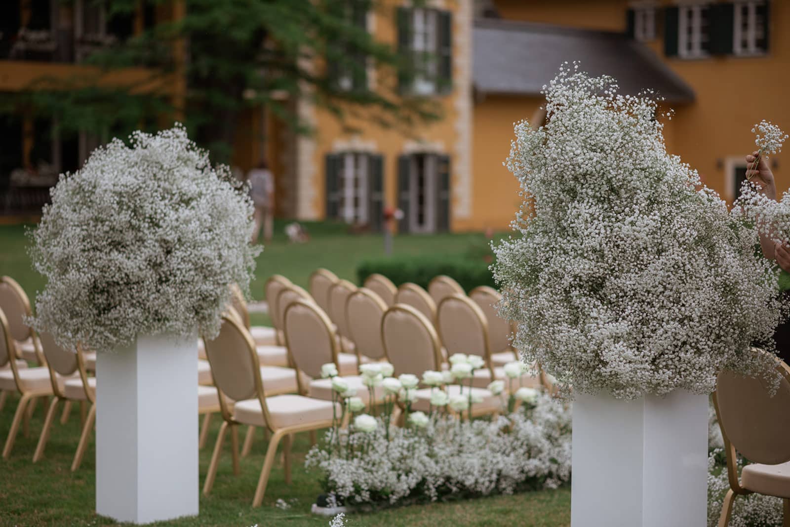 Isabella-Floristik-Hochzeit-Schloss-Velden-Kuenzli-Photography-18